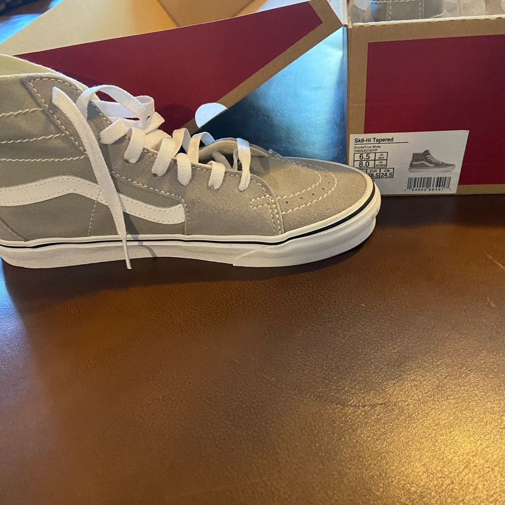 Vans never worn high tops Womens size 8